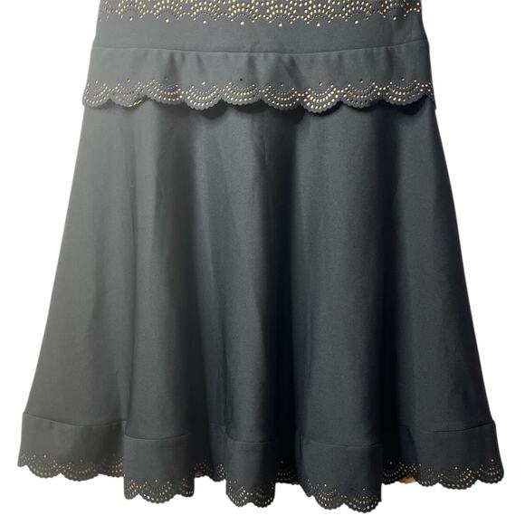 Tadashi Shoji Laser Cut Neoprene A LIne Dress Size Small - Picture 8 of 11